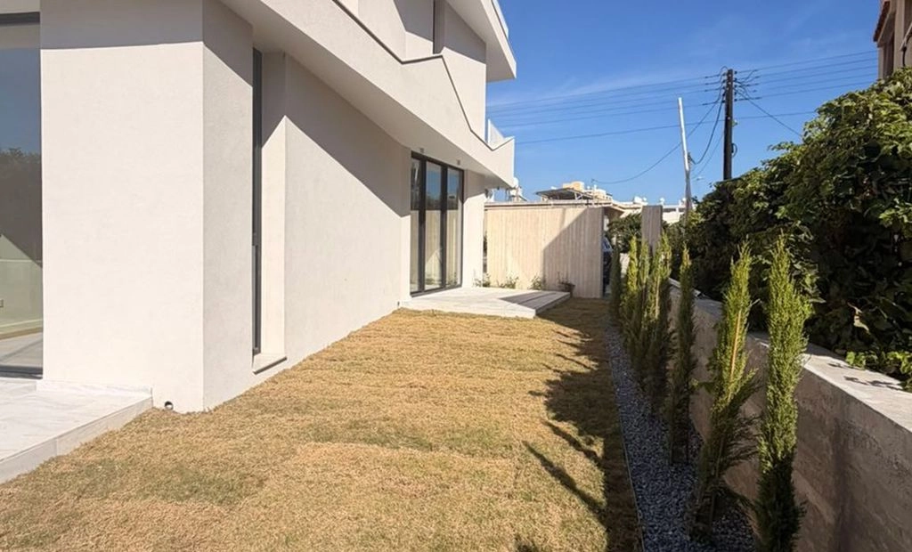 2 Bedroom Apartment for Sale in Kato Paphos