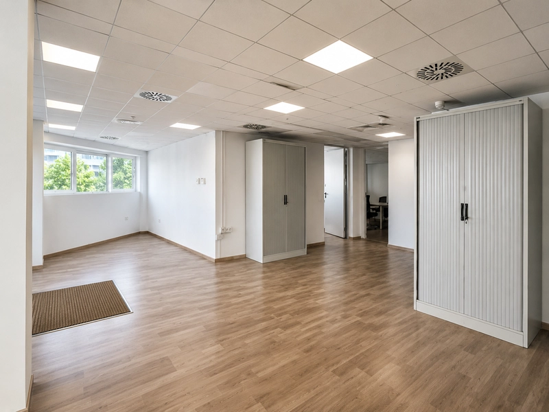 362m² Office for Rent in Limassol – Omonoia