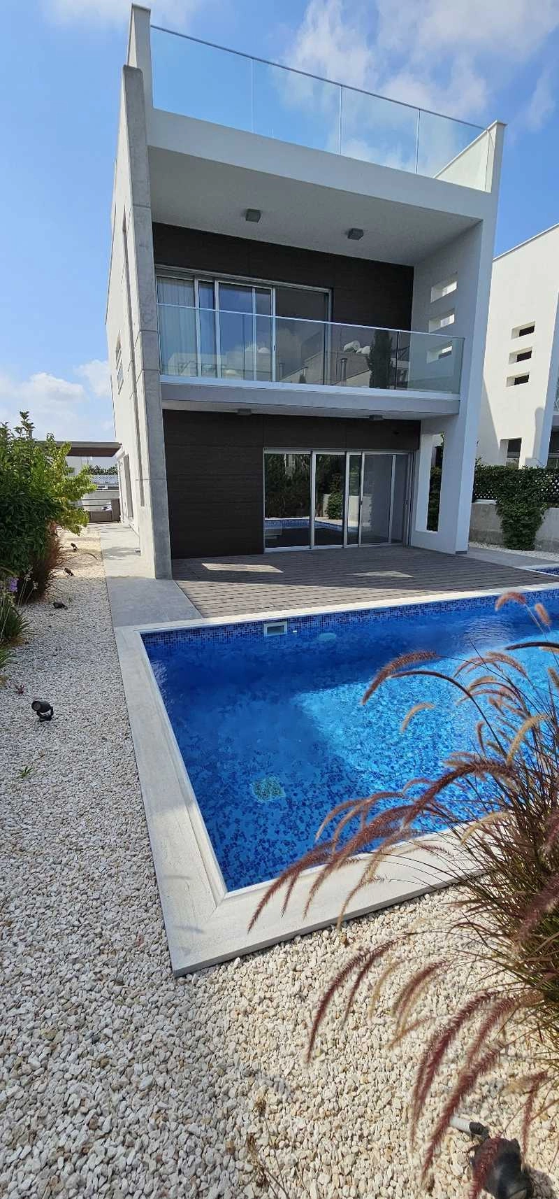 3 Bedroom House for Sale in Geroskipou, Paphos District