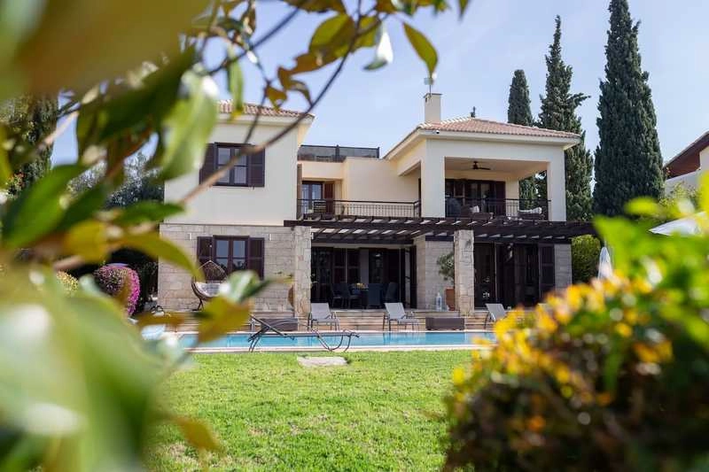 4 Bedroom House for Sale in Kouklia Pafou, Paphos District