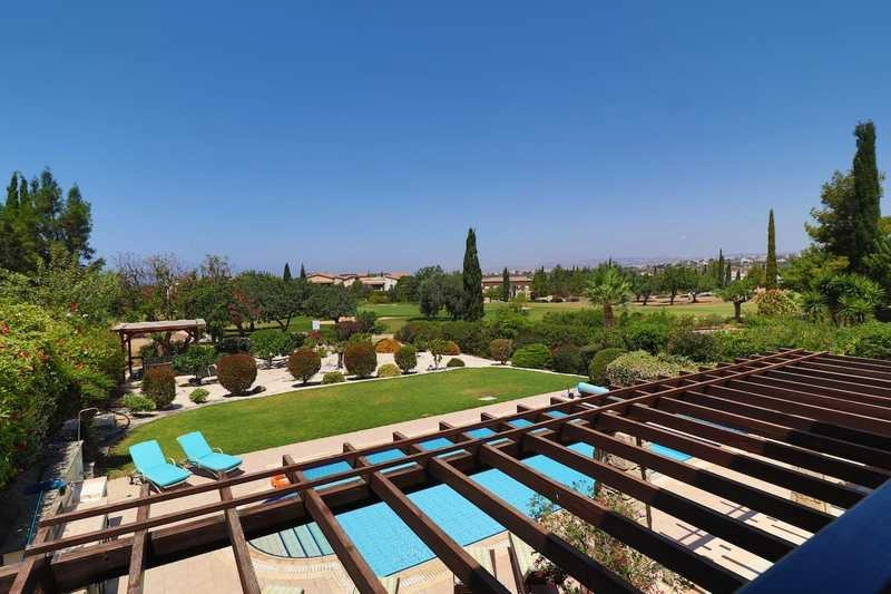 4 Bedroom House for Sale in Kouklia Pafou, Paphos District