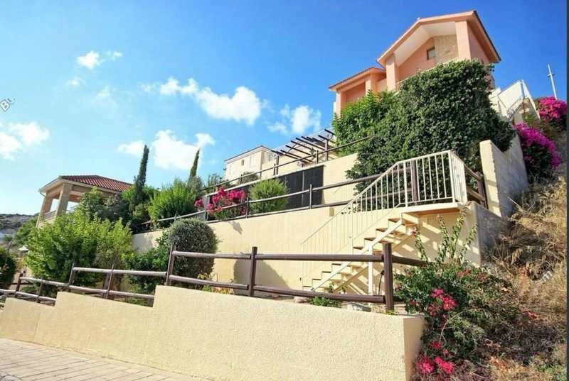 3 Bedroom House for Rent in Geroskipou, Paphos District