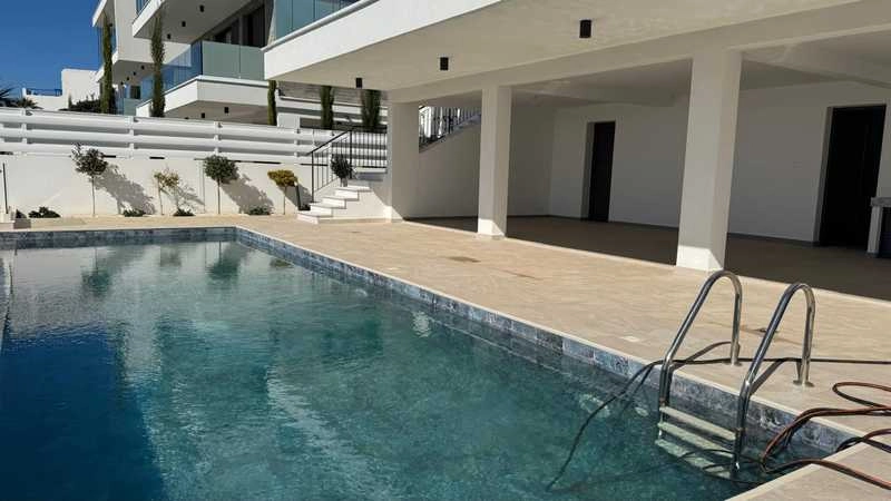 3 Bedroom House for Sale in Chlorakas, Paphos District