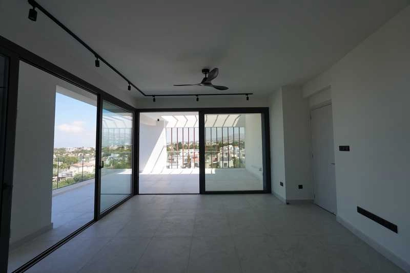 2 Bedroom Apartment for Sale in Paphos – Universal