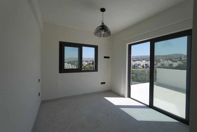 2 Bedroom Apartment for Sale in Paphos – Universal