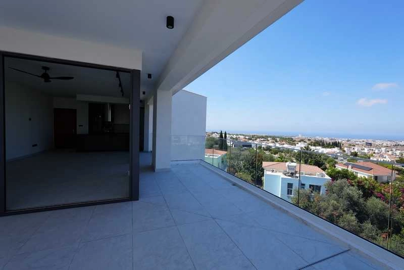 2 Bedroom Apartment for Sale in Paphos – Universal