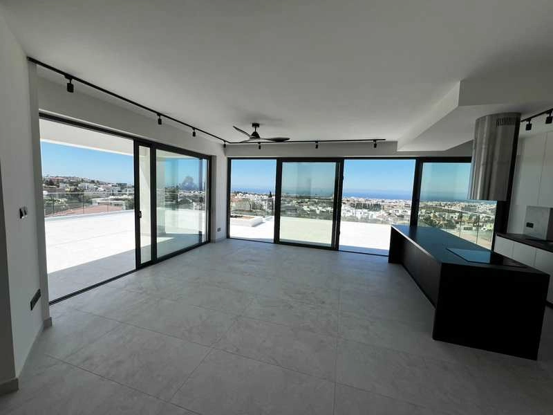 2 Bedroom Apartment for Sale in Paphos – Universal