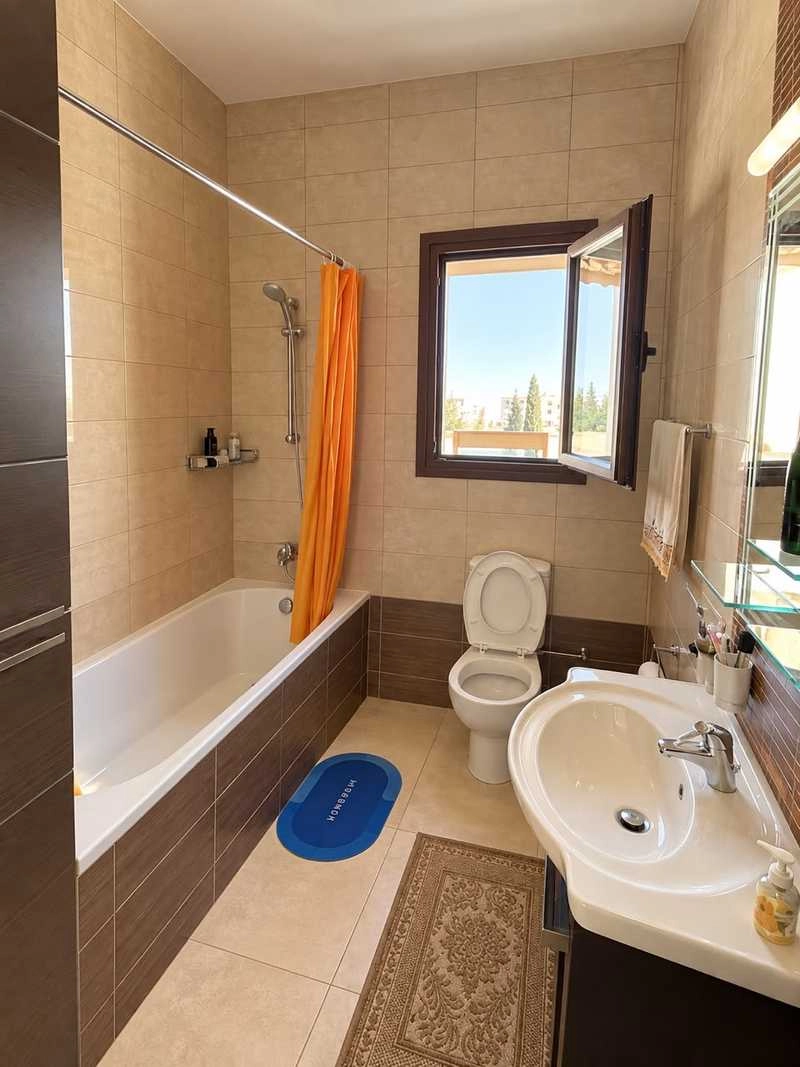 3 Bedroom House for Sale in Kolossi, Limassol District