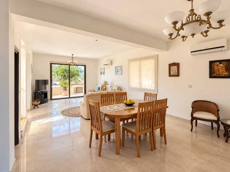 3 Bedroom House for Sale in Kolossi, Limassol District