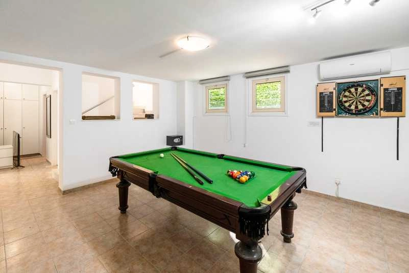 4 Bedroom House for Rent in Kissonerga, Paphos District