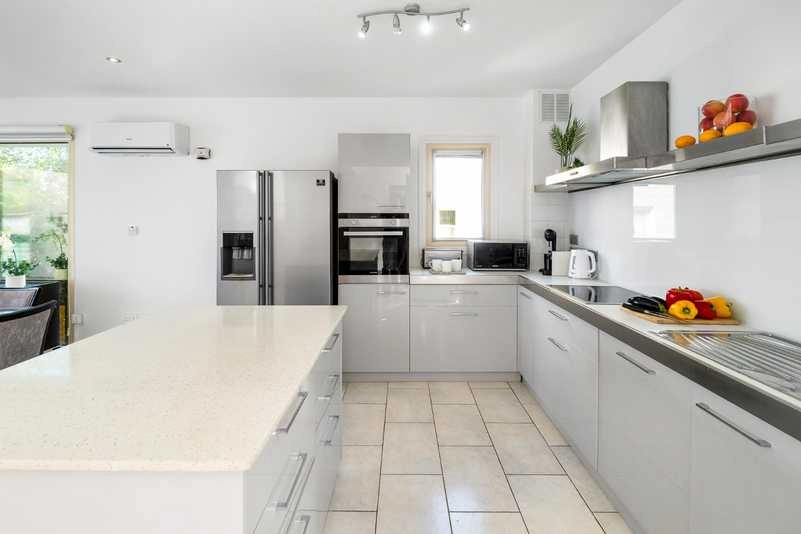 4 Bedroom House for Rent in Kissonerga, Paphos District
