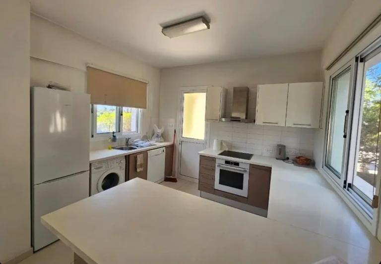 3 Bedroom House for Rent in Chlorakas, Paphos District
