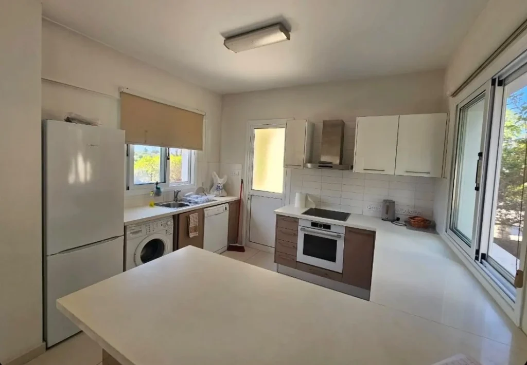 3 Bedroom House for Rent in Chlorakas, Paphos District
