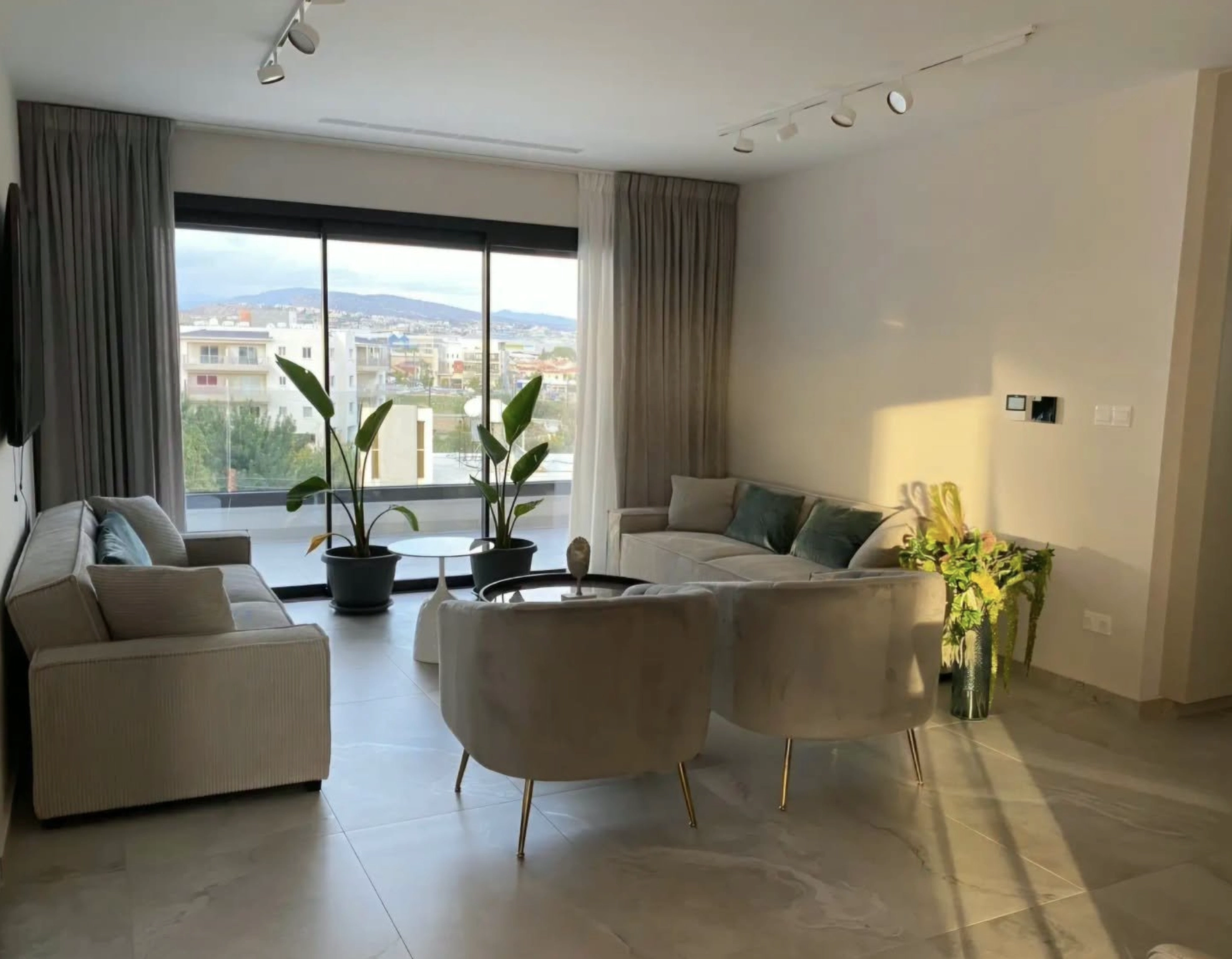 3 Bedroom Apartment for Rent in Limassol – Mesa Geitonia
