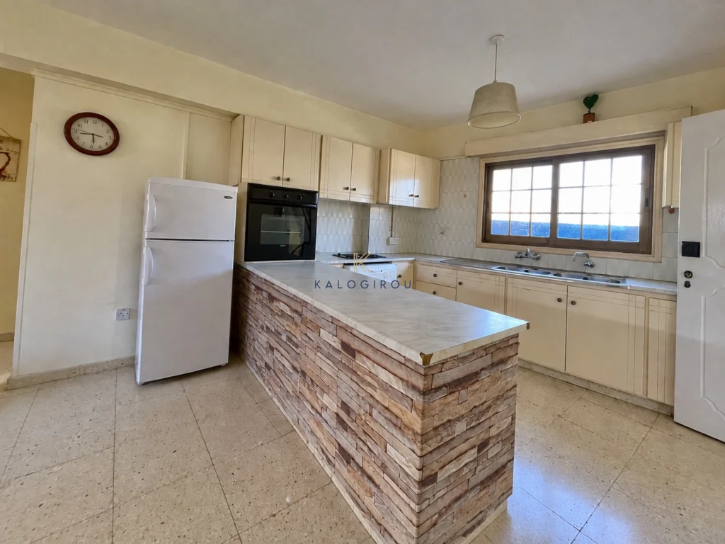 2 Bedroom Apartment for Rent in Oroklini, Larnaca District