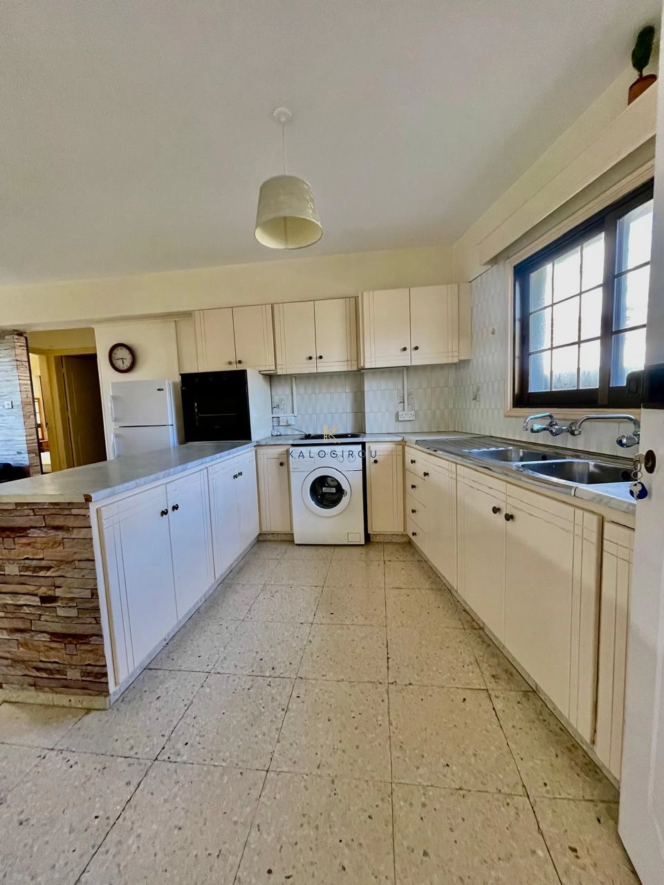 2 Bedroom Apartment for Rent in Oroklini, Larnaca District