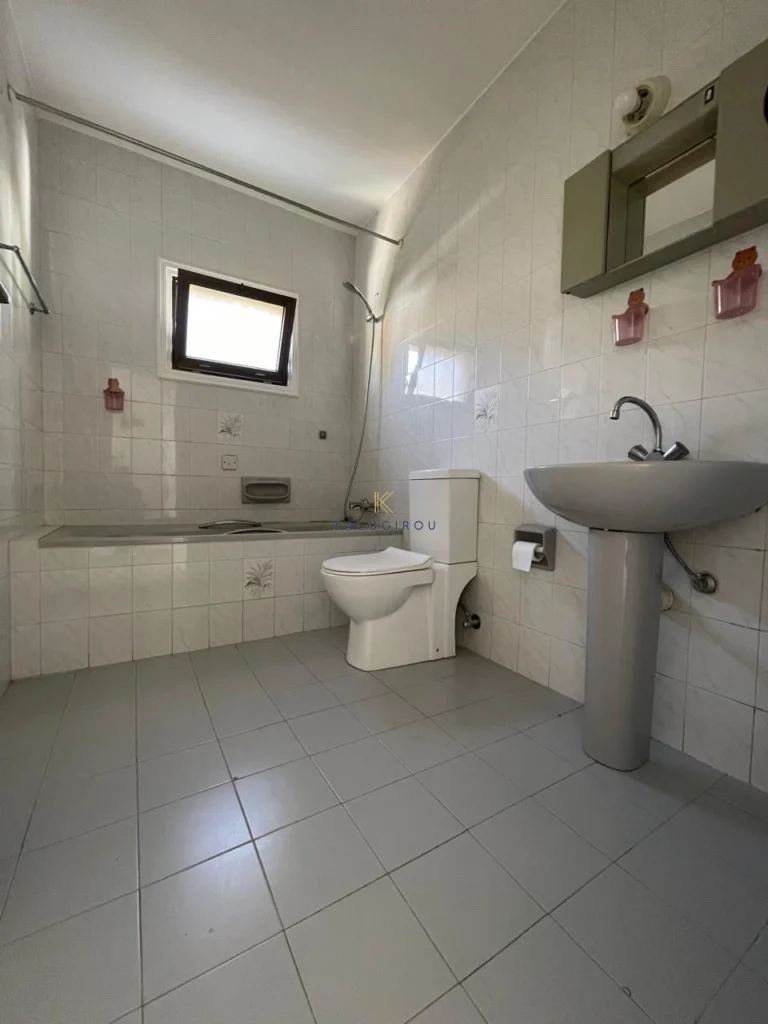 2 Bedroom Apartment for Rent in Oroklini, Larnaca District