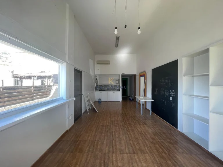50m² Commercial for Rent in Oroklini, Larnaca District