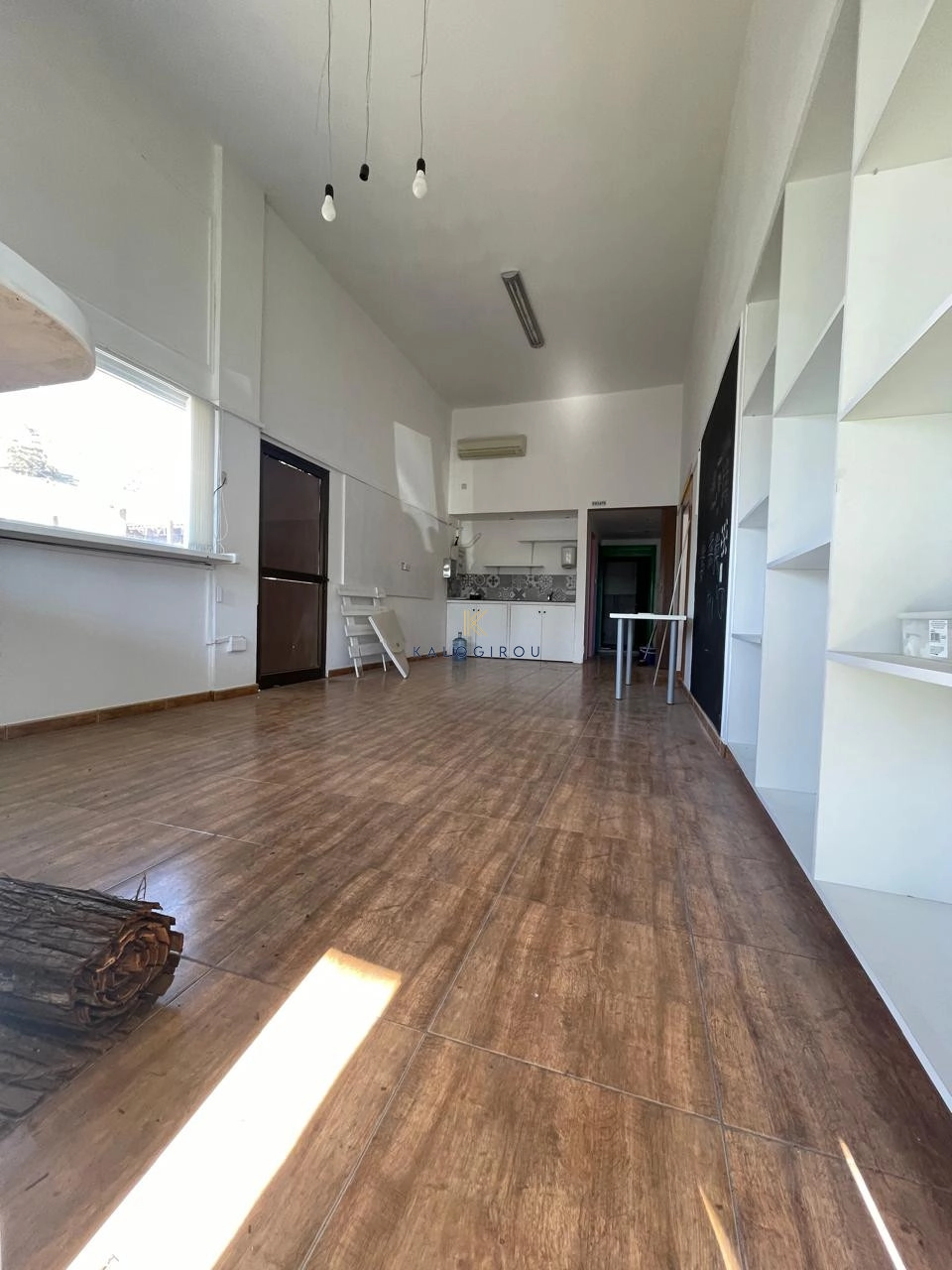 50m² Commercial for Rent in Oroklini, Larnaca District