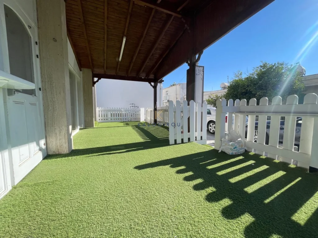 50m² Commercial for Rent in Oroklini, Larnaca District