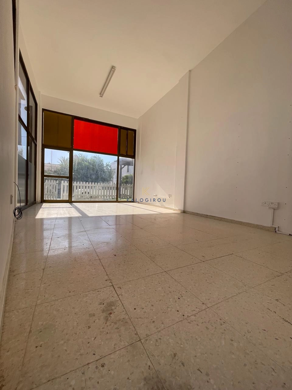 50m² Commercial for Rent in Oroklini, Larnaca District