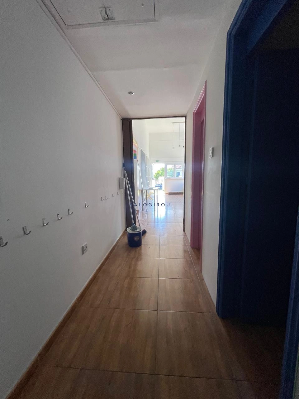 150m² Commercial for Rent in Oroklini, Larnaca District