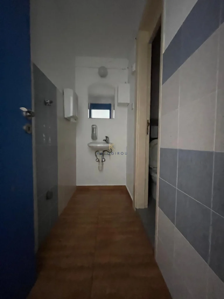 150m² Commercial for Rent in Oroklini, Larnaca District