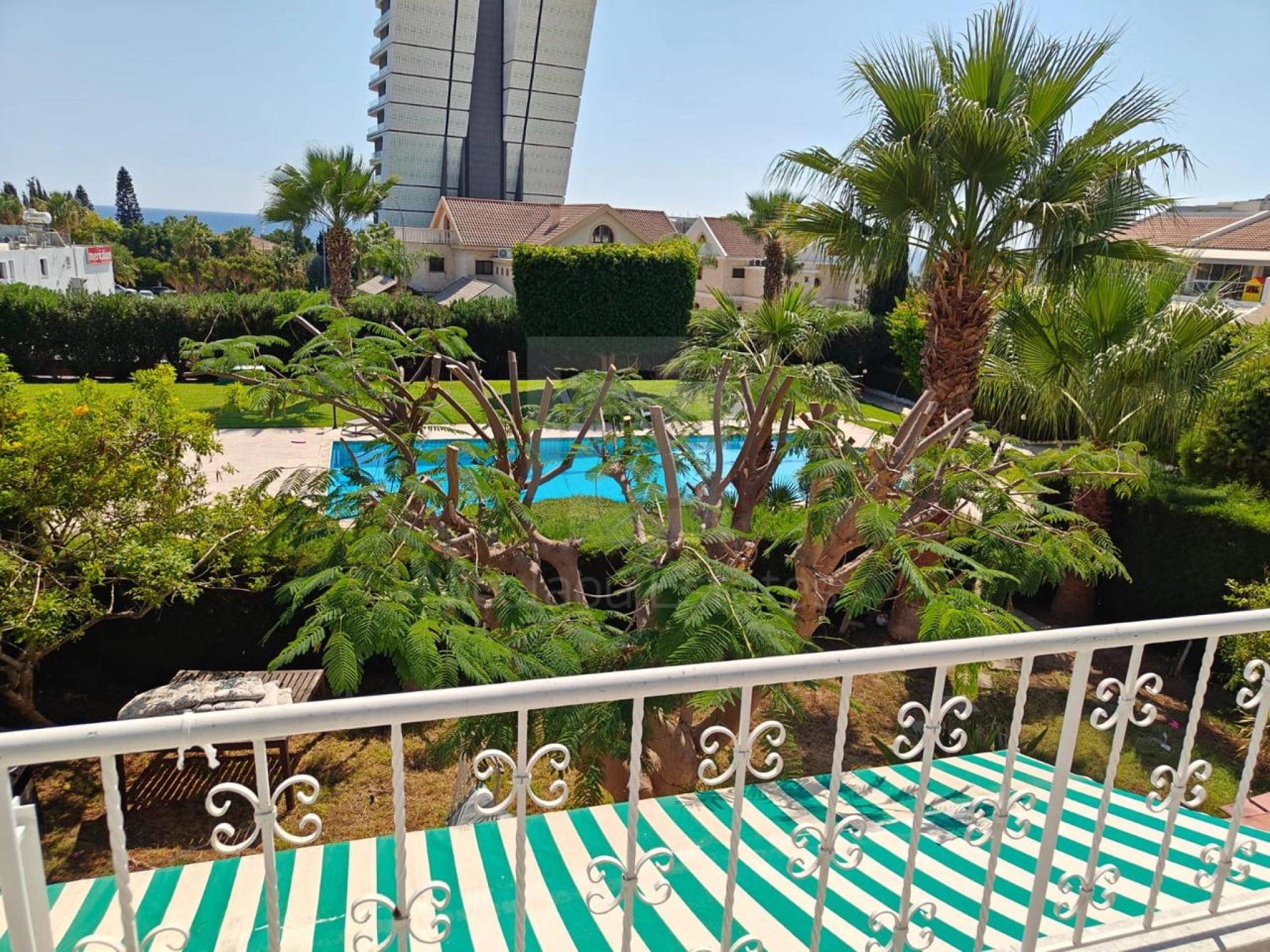2 Bedroom Apartment for Rent in Parekklisia, Limassol District