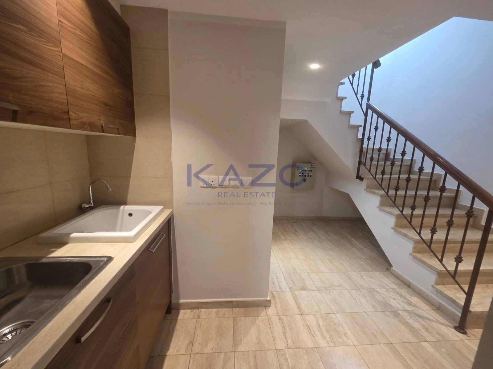 5 Bedroom House for Sale in Limassol – Agios Athanasios
