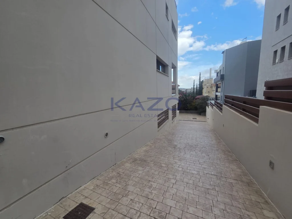 5 Bedroom House for Sale in Limassol – Agios Athanasios