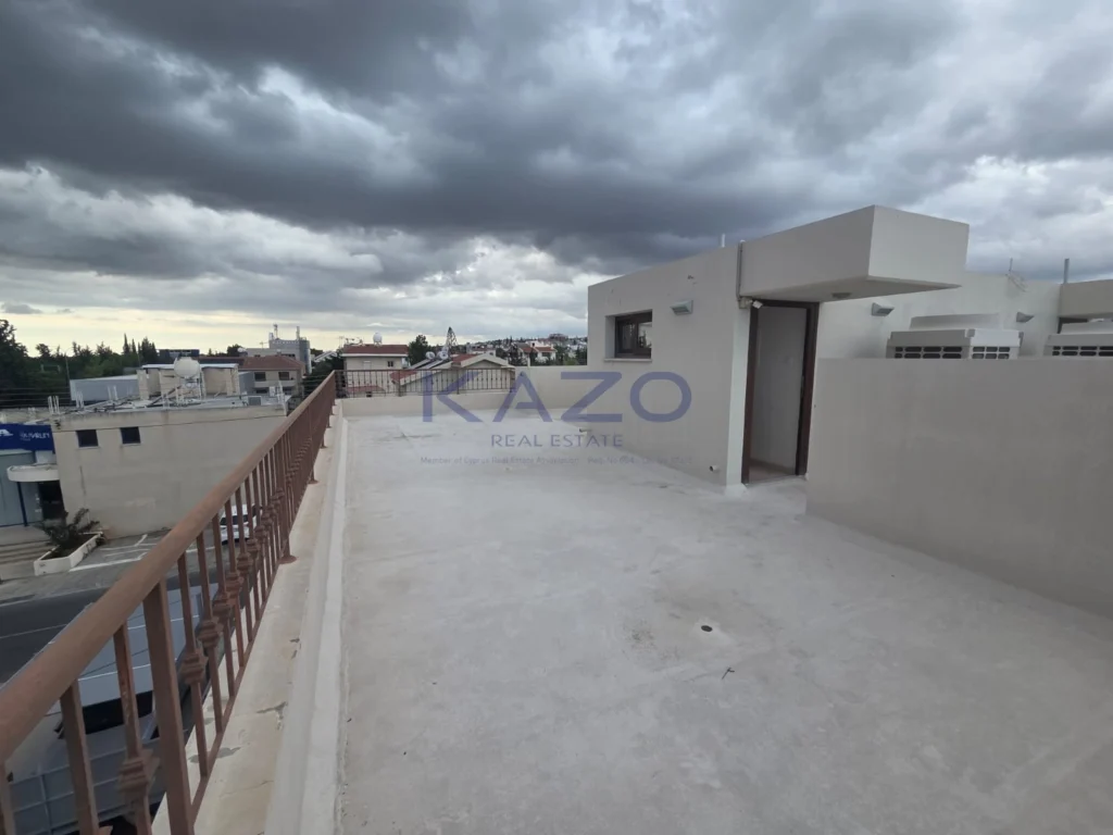 5 Bedroom House for Sale in Limassol – Agios Athanasios