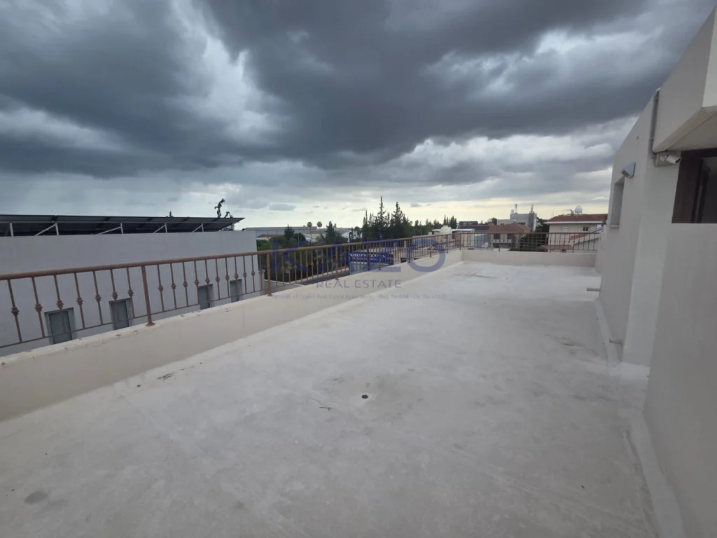 5 Bedroom House for Sale in Limassol – Agios Athanasios