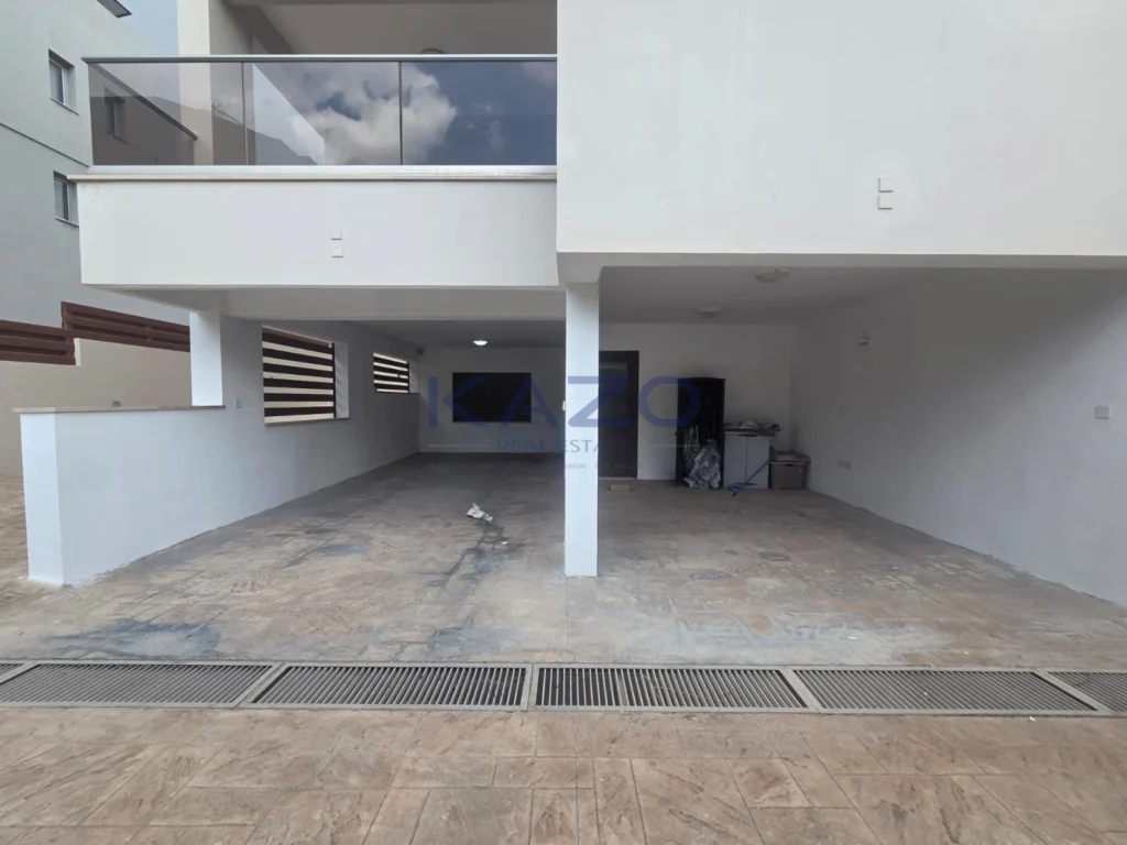 5 Bedroom House for Sale in Limassol – Agios Athanasios