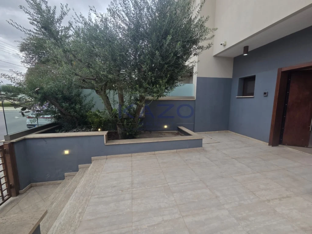 5 Bedroom House for Sale in Limassol – Agios Athanasios