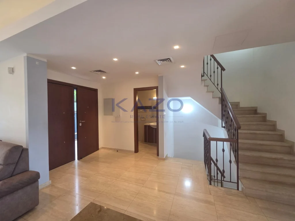 5 Bedroom House for Sale in Limassol – Agios Athanasios