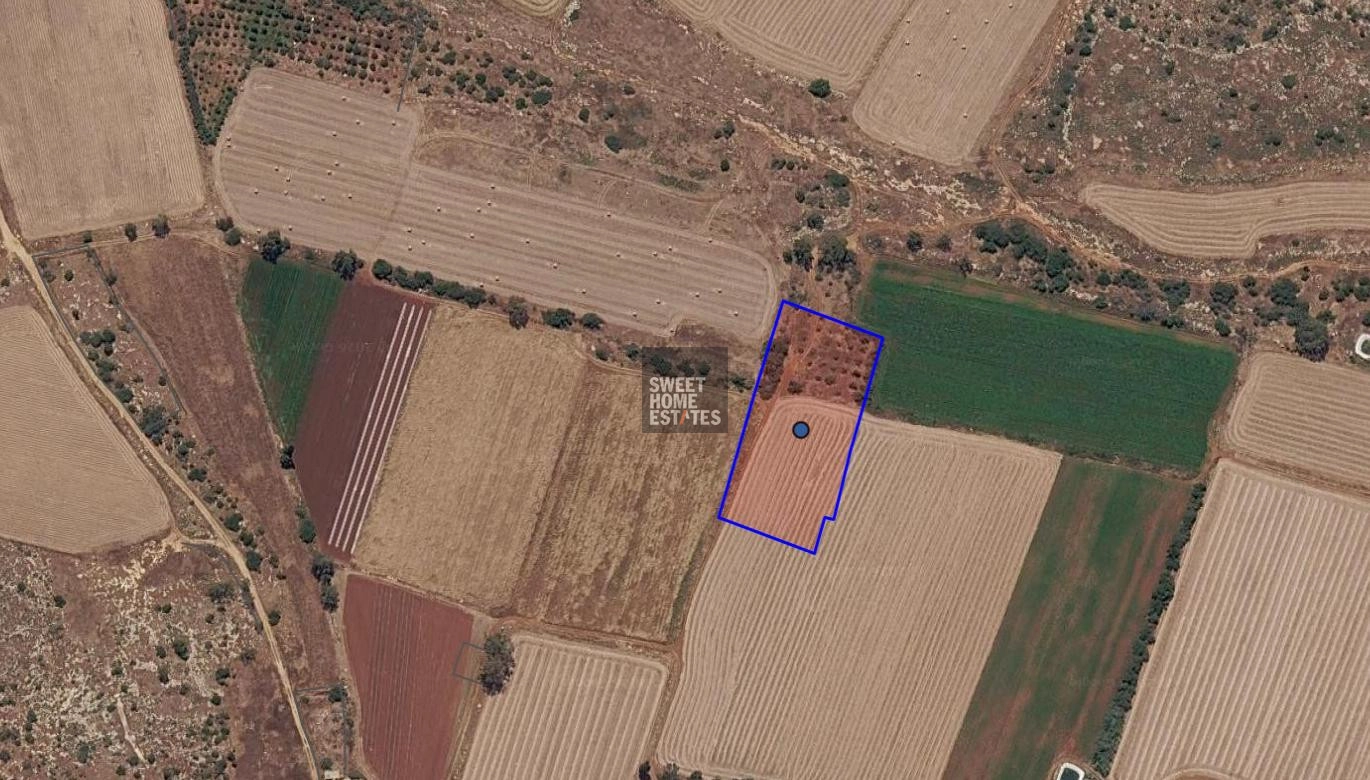 5,839m² Plot for Sale in Liopetri, Famagusta District