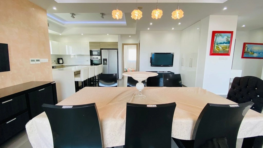 4 Bedroom Apartment for Rent in Limassol District