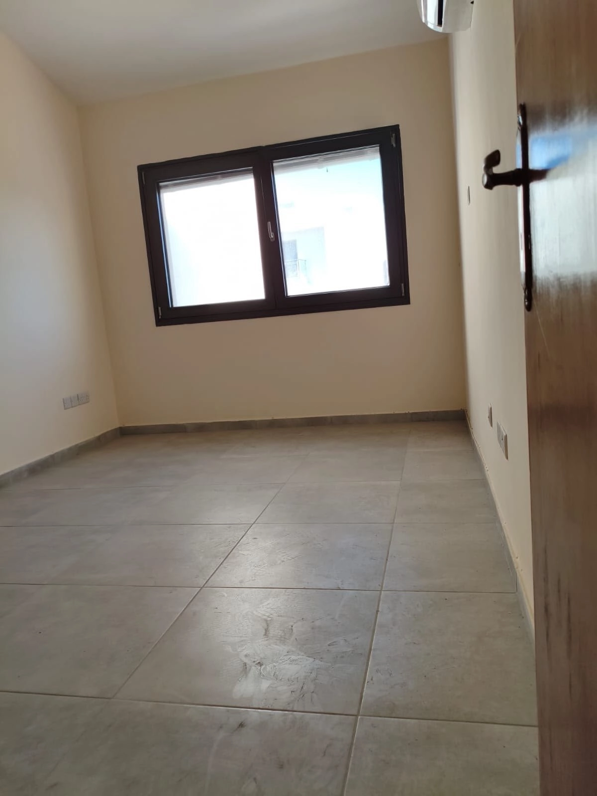 90m² Office for Rent in Faneromeni, Nicosia District