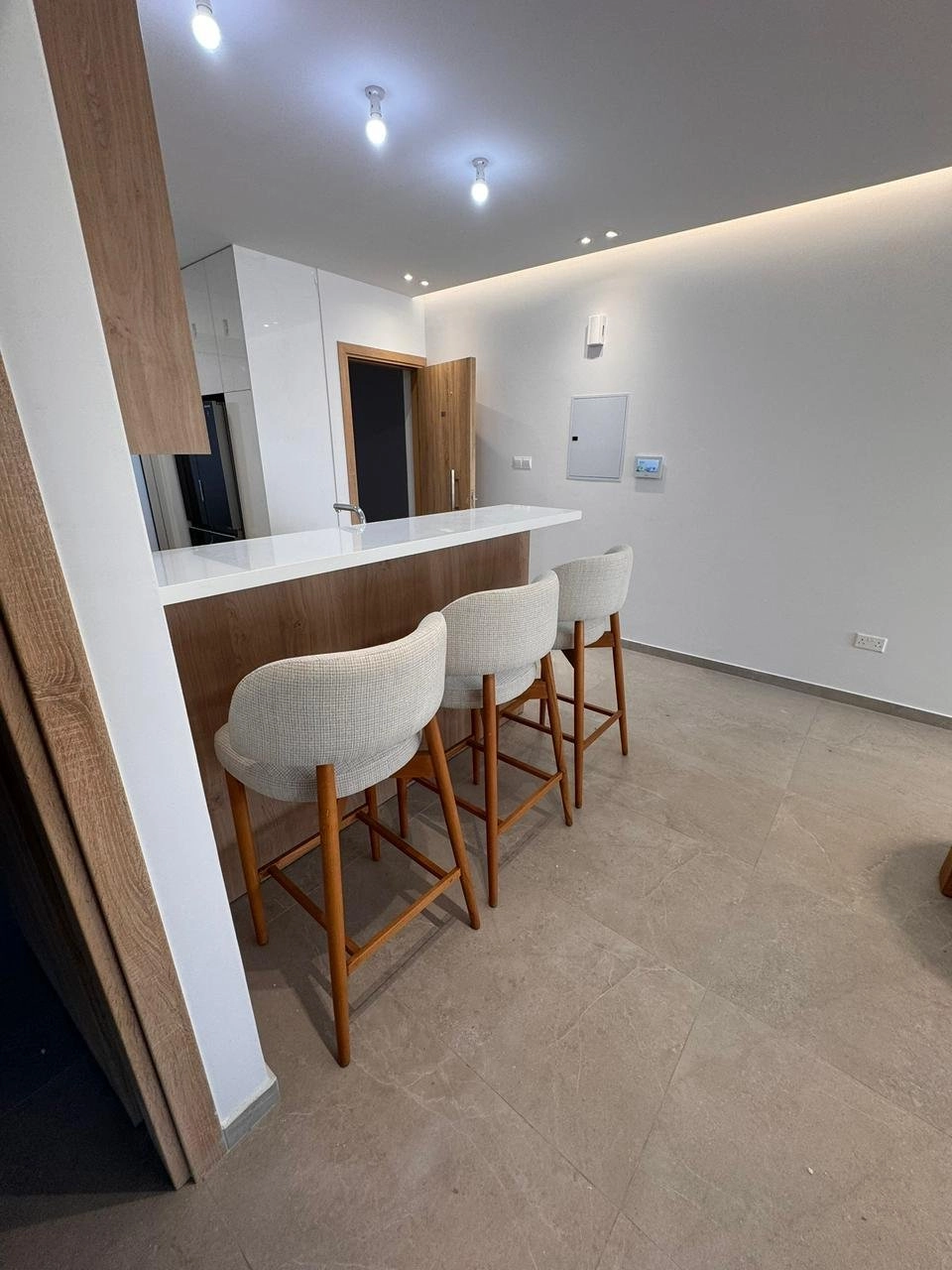 2 Bedroom Apartment for Rent in Kamares, Larnaca District