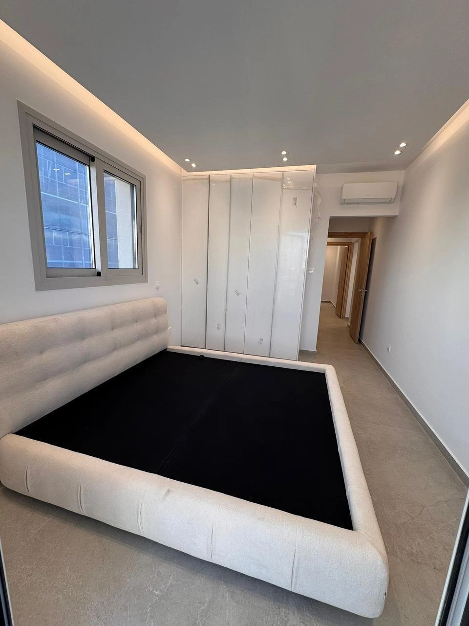 2 Bedroom Apartment for Rent in Kamares, Larnaca District
