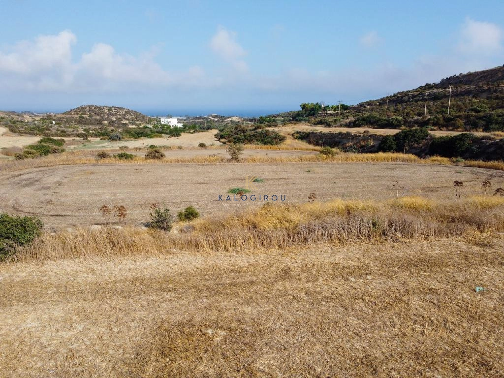 10,153m² Plot for Sale in Maroni, Larnaca District