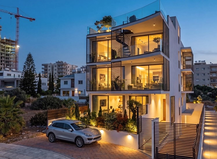 4 Bedroom Apartment for Sale in Limassol District
