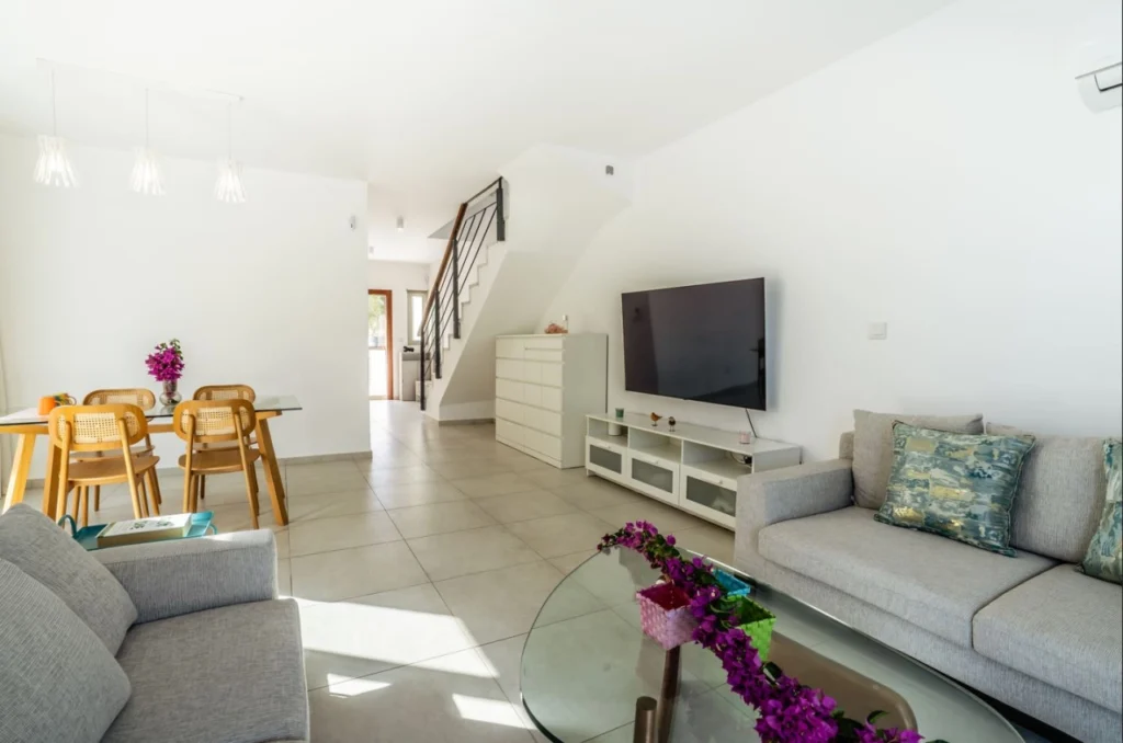 3 Bedroom House for Sale in Geroskipou, Paphos District