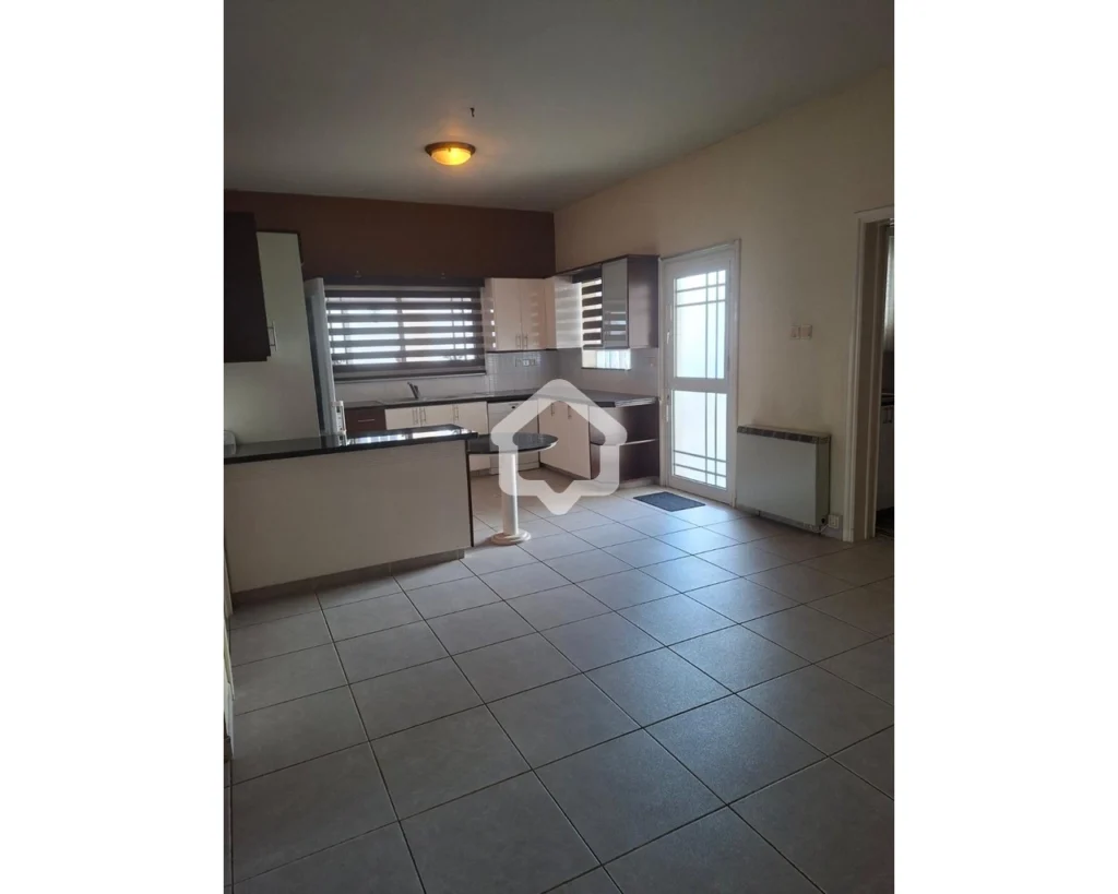 3 Bedroom House for Sale in Strovolos, Nicosia District