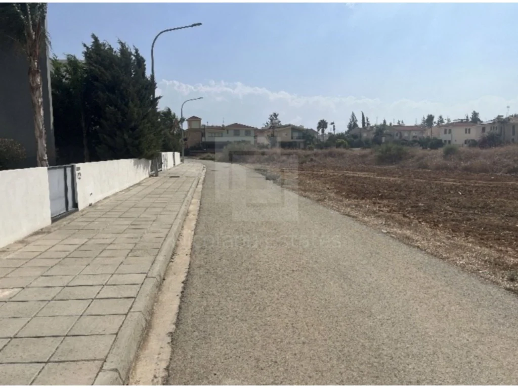 8,344m² Plot for Sale in Strovolos, Nicosia District