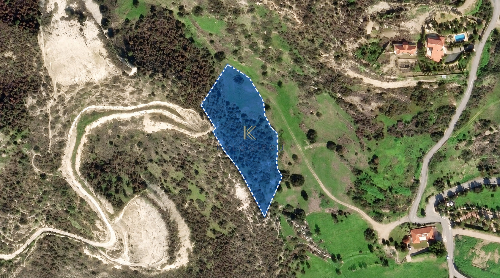 6,033m² Plot for Sale in Agios Tychonas, Limassol District