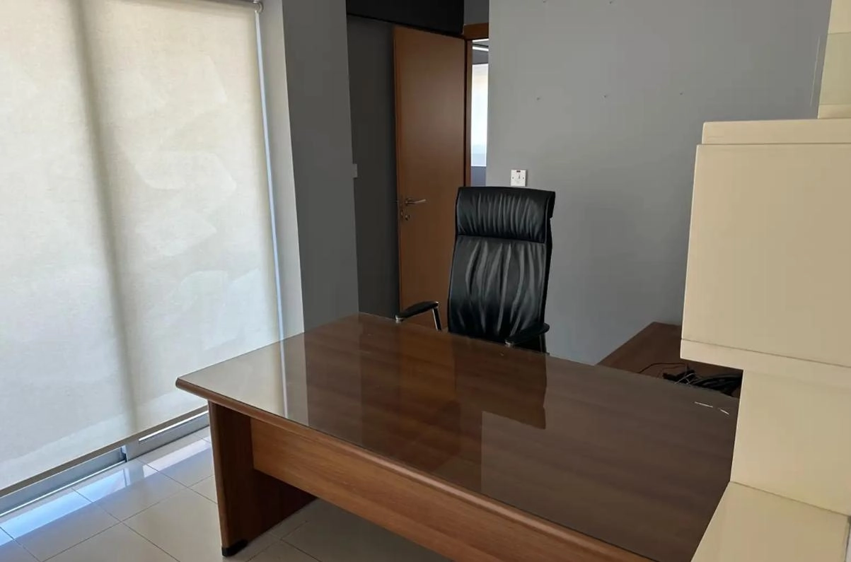 82m² Office for Rent in Engomi, Nicosia District
