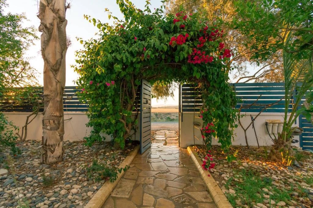 4 Bedroom House for Sale in Zygi, Larnaca District
