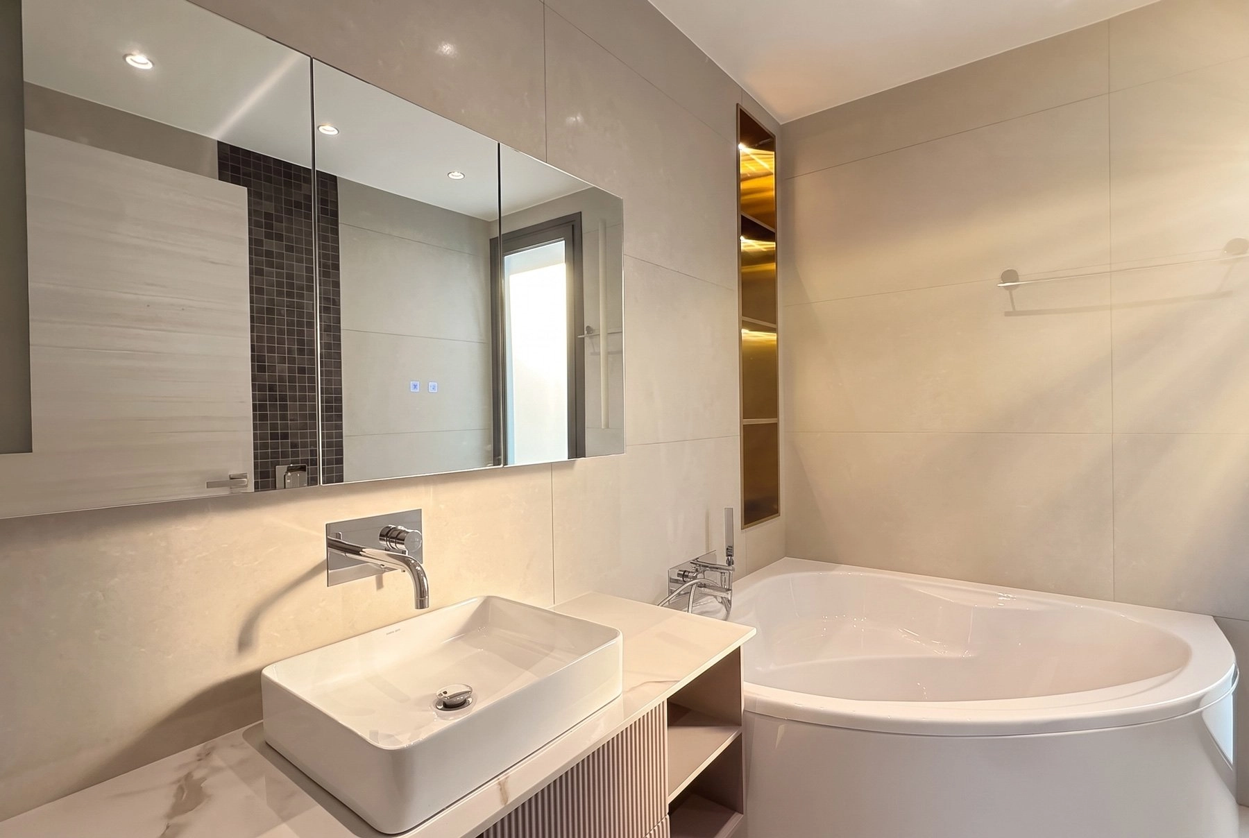 4 Bedroom Apartment for Sale in Limassol – Agios Athanasios