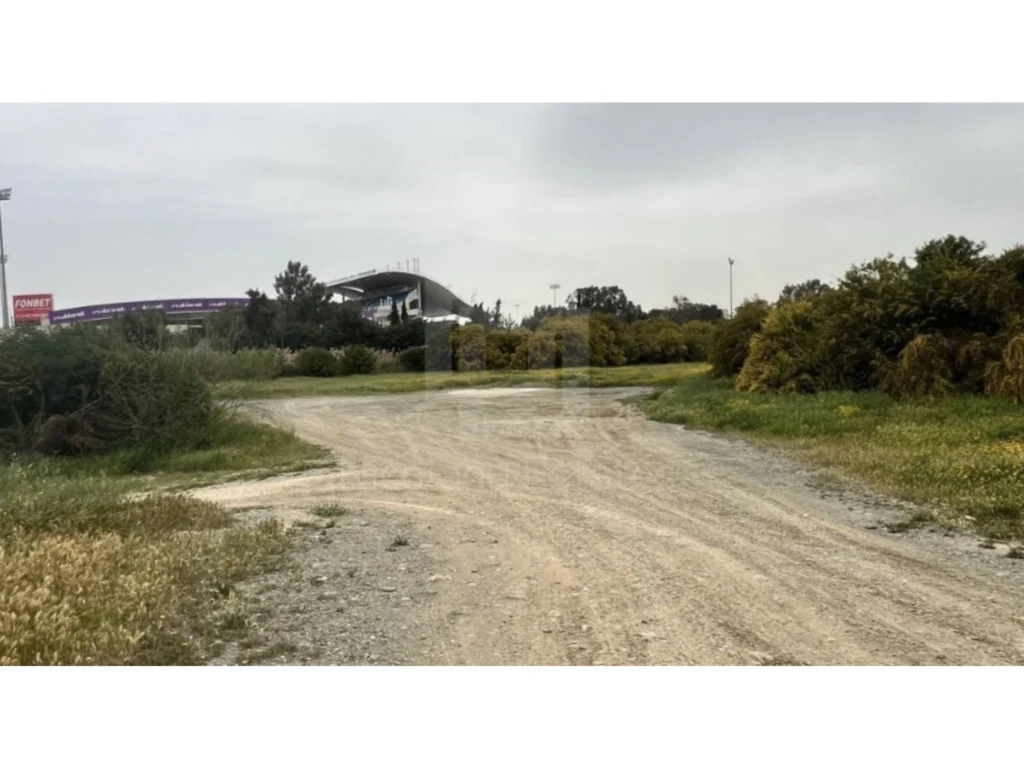 2,651m² Plot for Sale in Strovolos, Nicosia District